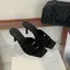 TT 2026 Mùa Hè Mũi Vuông Xếp Ly Sandal Nữ Khóa Kim Loại Dép xỏ ngón sang trọng