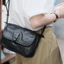 Túi Bao Phong Cách Túi Nữ 66789 / Da Bò Lớp Đầu Tiên / 22 * 17 * 17cm / Túi Nữ Retro Phong Cách Mới / Túi Thời Trang / Túi Đeo Vai Da / Túi Messenger / Dung Tích Lớn Phù Hợp / Túi Vuông Nhỏ 9264-D