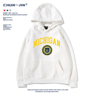 Áo khoác Michigan Wolverines dài tay unisex cho nam, phù hợp sinh viên với thiết kế cổ điển.
