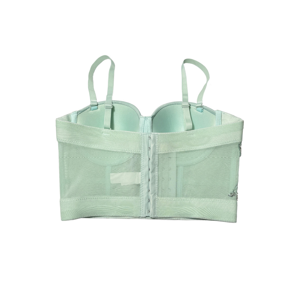 Corset hoa xương cá đính hạt mỏng nhẹ, phù hợp làm áo ngoài phối cùng crop top và áo cánh