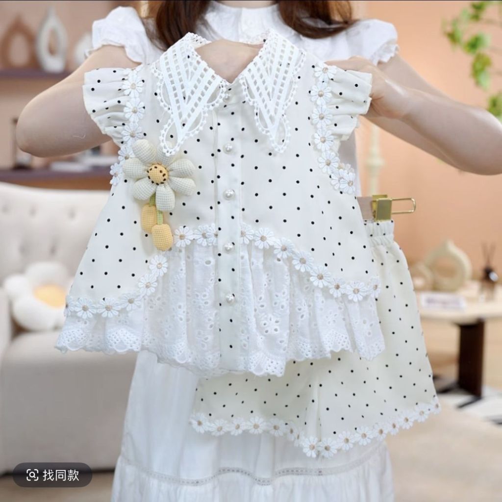 Bộ Đồ Bé Gái Mùa Hè Chấm Bi Bay Tay Mori Phong Cách Ren Tươi Rỗng Quần Short Tay Ngắn Thoáng Mát Phù Hợp Với Phong Cách Mỏng