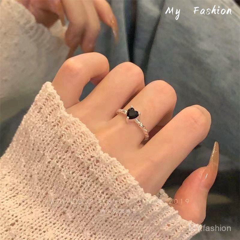 Nhẫn thời trang màu đen phong cách mát mẻ, phù hợp cho bé gái