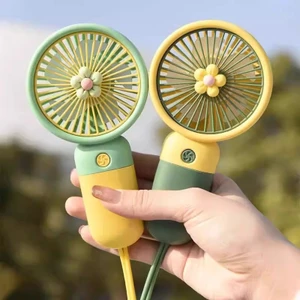 2026 Quạt Nhỏ Cầm Tay Dễ Thương Sạc Di Động Trẻ Em Học Sinh Mini Quạt Nhỏ Quạt Mini P3LG