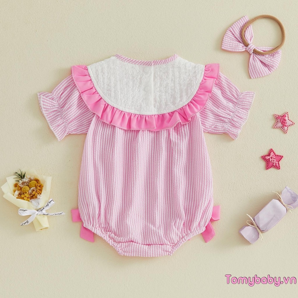 [lpDL] Bộ áo liền quần và băng đô nơ thêu chữ sọc cho bé gái