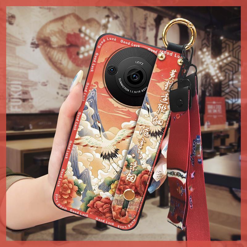 Ốp Lưng Dây Đeo Cổ Tay Ốp lưng Sharp Aquos R8 Pro / SH-51D / R8S Pro Vỏ Mềm Phong Cách Trung Hoa Chống Sốc Thời Trang Bảo Vệ Chống Va Đập Cho Mẹ Giá Đỡ Điện Thoại Silicon Chống Thấm Nước