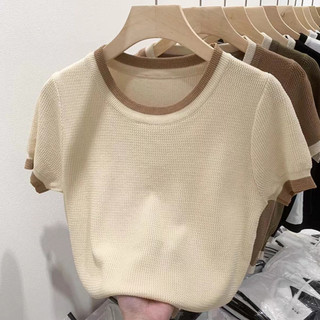 Mẫu áo thun dệt kim tay ngắn cổ tròn màu sắc tương phản, phong cách Hàn Quốc, form slim-fit dành cho nữ