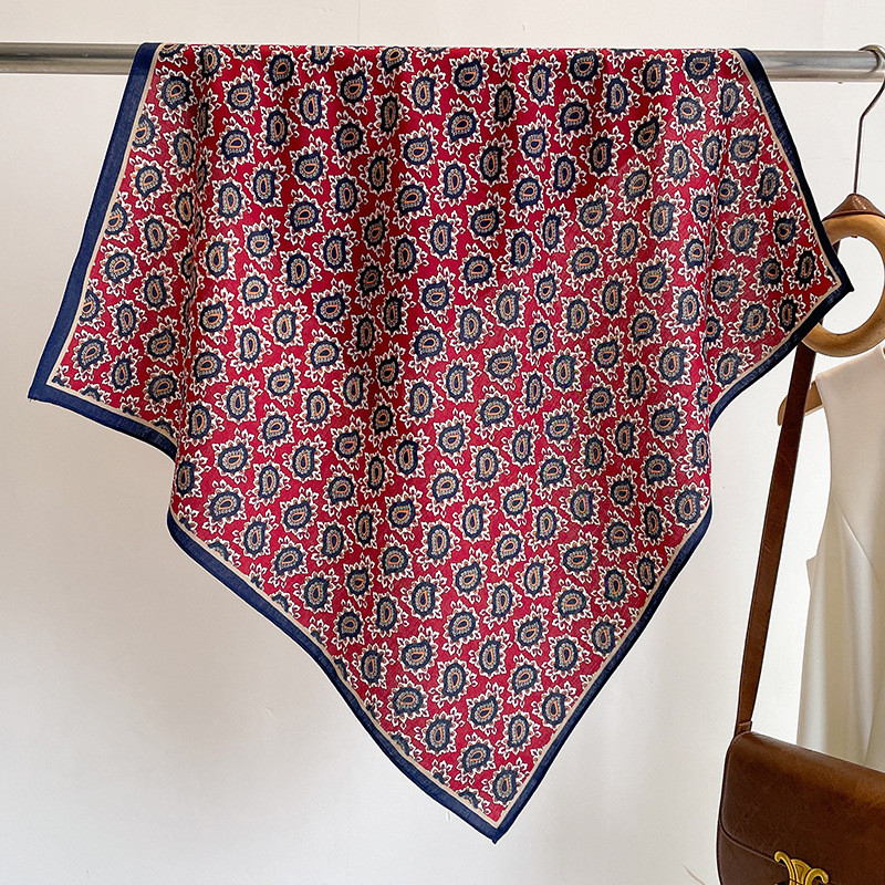 Khăn Lụa Vuông Nhỏ 70cm, Cotton-Lanh, Màu Đỏ Họa Tiết Hạt Điều - Nam/Nữ