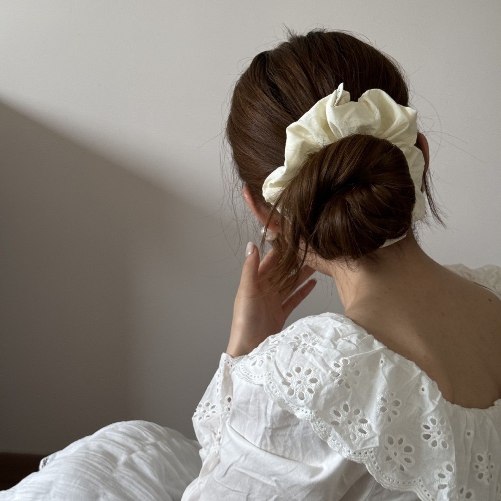 Hululu Scrunchy đơn giản màu trơn - Dây cao su co giãn bền, phụ kiện tóc thời trang