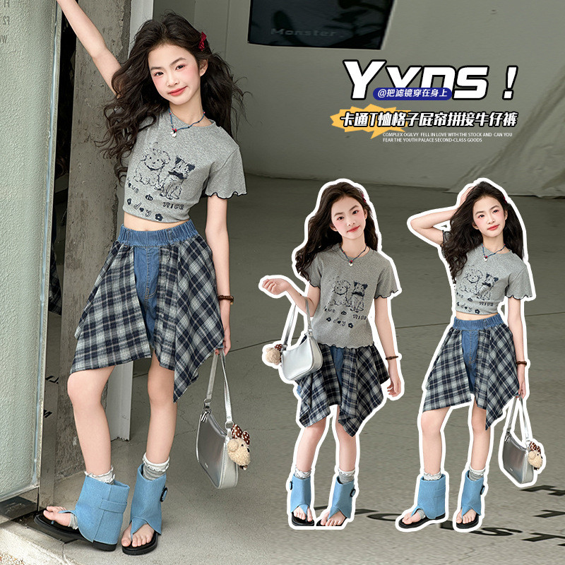 Bé Gái Mùa Hè Denim Quần Short 2026 Phong Cách Mới Trẻ Em Kẻ Sọc Mông Rèm Khâu Quần Thường Ngày