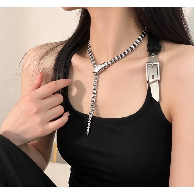Vòng cổ nữ thời trang dạng rắn, chất liệu titan, đa dụng