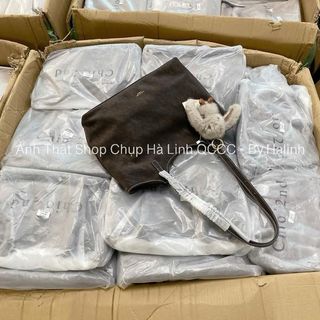 Túi Bigsize Da Lộn Chio Kèm Charm Thỏ HS318