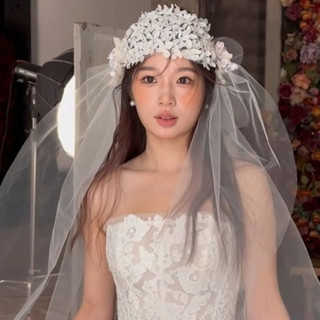 Băng đô handmade phong cách Retro với nửa vòng hoa trắng