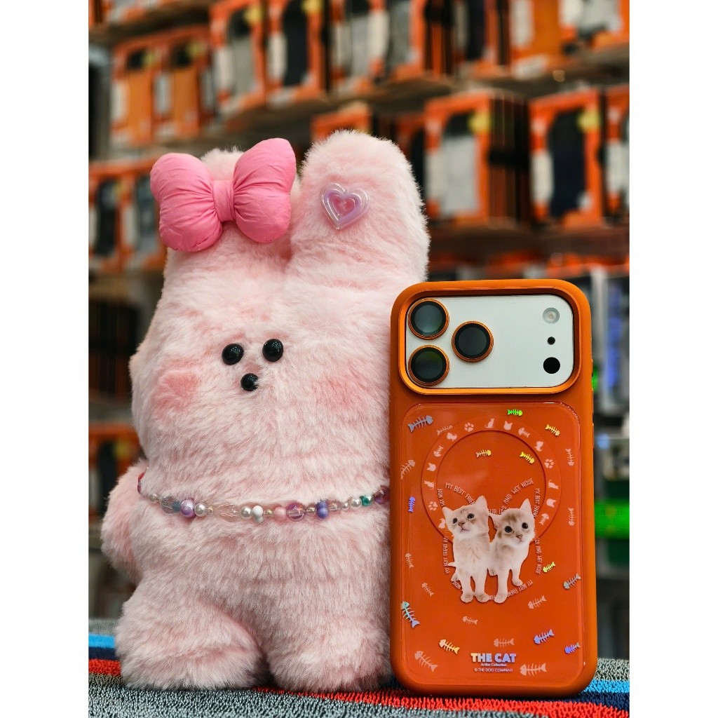 [Chính Hãng] Ốp Lưng iPhone 17 Pro Max Mutural The Dog / The Cat - Silicon Lỏng Ánh Kim, Viền Cam Kim Loại, Sạc Từ Tính