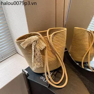 Túi Rơm Dệt Nữ Dung Tích Lớn 2025 Phong Cách Mới Thời Trang Mùa Hè Phù Hợp Với Một Vai Đi Biển Túi Tote