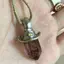 Mũ phù thủy thiết kế nghệ thuật cá tính với mặt dây chuyền pha lê cao cấp