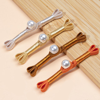 Nút áo Hanfu sườn xám kiểu dovetail với họa tiết ngọc trai, phong cách Trung Hoa