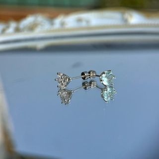 Bông tai nụ đá chốt vặn màu đính đá 2 màu