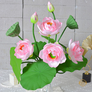 Mô phỏng Bó hoa sen Vải lụa hoa + Màng lá + Chất liệu nhựa thanh Tổng chiều cao Khoảng 43cm Đường kính hoa 10cm Đi kèm với vòi hoa sen Lá sen Cảnh quan bể cá Trang trí nhà cửa Trang trí cắm hoa Đồ trang trí nội thất Nhà Trung Quốc Nguồn nội thất