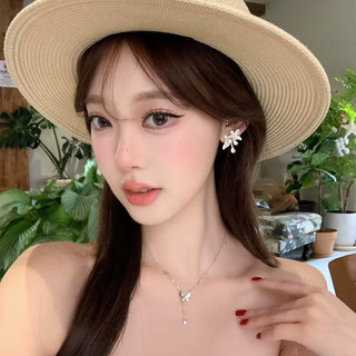 Bông tai zirconia cánh hoa hồng thanh lịch, cao cấp - Perfect cho kỳ nghỉ mùa hè