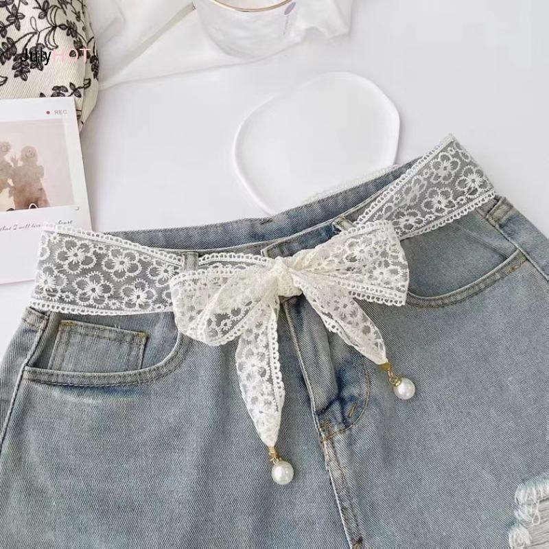 Đầm thanh lịch ngọt ngào trang trí ren kèm dây thắt lưng phù hợp với quần jean