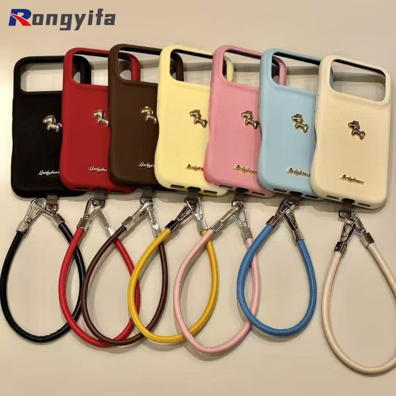 Ốp Điện Thoại Năm Mới Pony Dễ Thương Cho iPhone 17 Pro Max Air 16E 16 15 Plus Pro Max 17ProMax 16ProMax Bao Da Hoạt Hình Ngựa Da PU Chống Sốc Vỏ Mềm Có Dây Buộc Ngắn