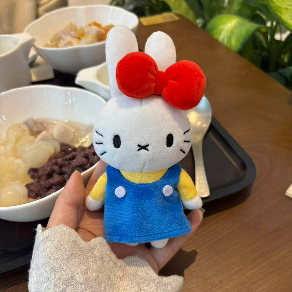 Miffy Thỏ Hello Kitty Series Sang Trọng Búp Bê Mặt Dây Chuyền Dễ Thương Siêu Dễ Thương Sang Trọng Túi Búp Bê Trang Trí Cho Bạn Bè Trẻ Em Quà Tặng Sinh Nhật