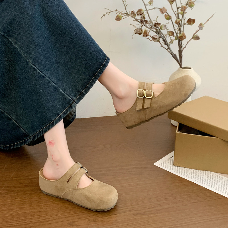 Atikota Giày sandal thời trang nữ kiểu Mary Jane với khóa cài trang trí, chất liệu da lộn mềm mại, thoải mái, thích hợp mang hàng ngày.