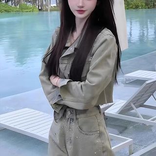 Bộ đồ denim đính đá cao cấp dành cho nữ: áo khoác ngắn thời trang sang trọng và quần dài ống rộng