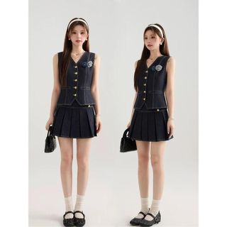 Set Bộ Nữ Denim Phối Chỉ Nổi Đính Hoa Áo Gile Mix Chân Váy Xếp Ly HB.Studio S113