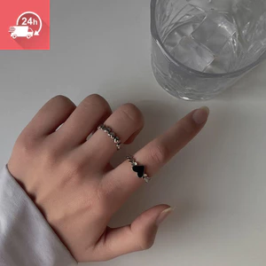 Nhẫn nữ đa năng màu đen lạnh, điều chỉnh được