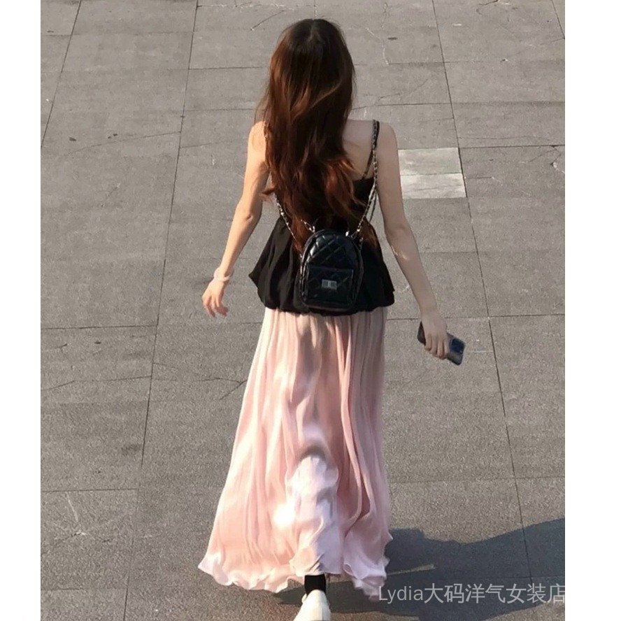 Váy nữ màu hồng cao cấp mùa hè và bộ đồ hai mảnh màu đen - Thời trang chất lượng cao