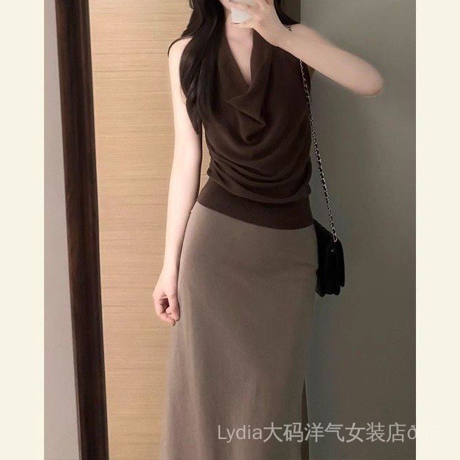 Khuyến mãi 10%, Áo thun nữ Hàn Quốc màu café, chất liệu dệt kim, form slim-fit