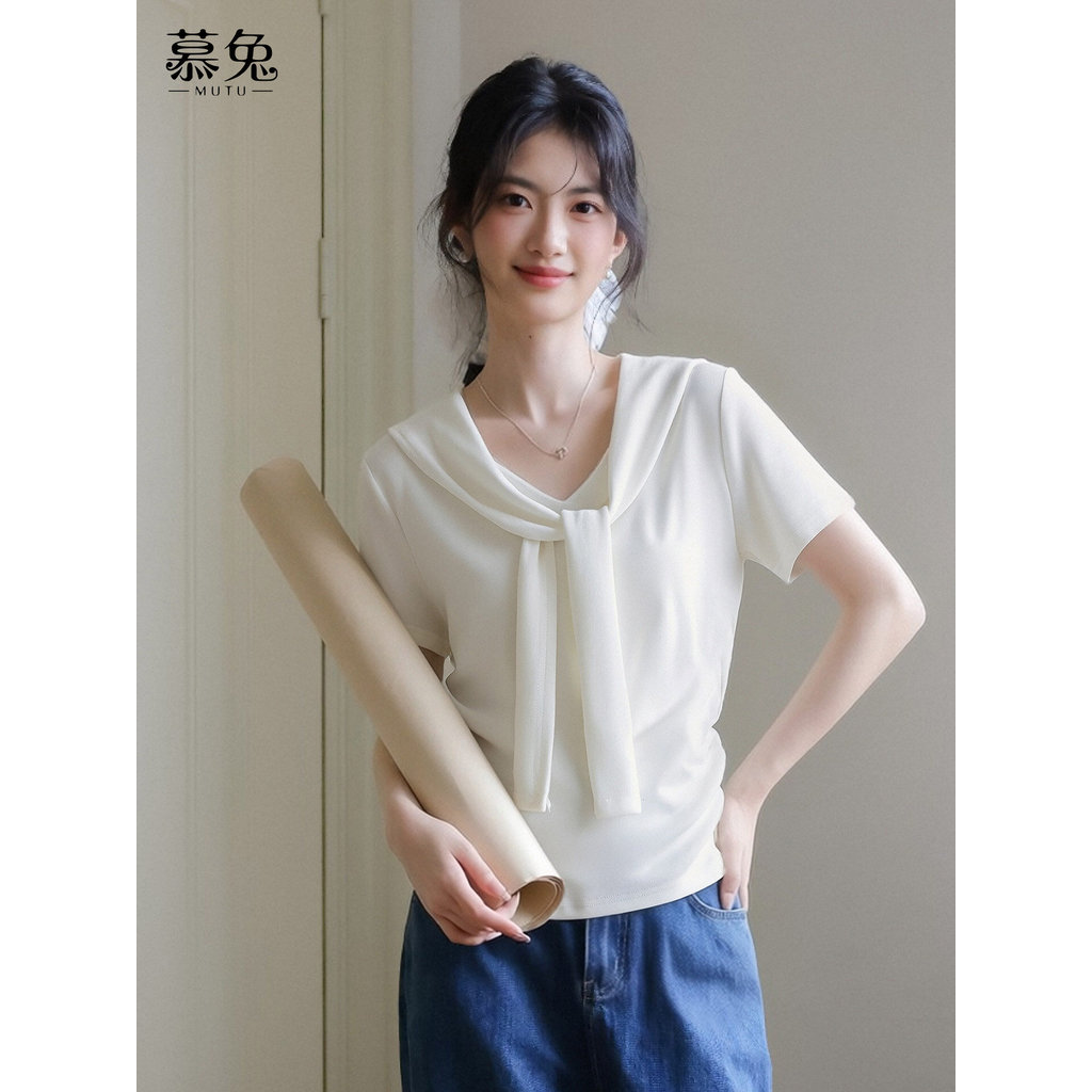 Mutu blouse phong cách Hàn Quốc, cổ chữ V, tay ngắn màu trắng - thiết kế sang trọng mùa hè