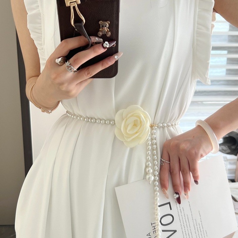 Dây chuyền thắt lưng nữ phong cách retro với họa tiết hoa camellia