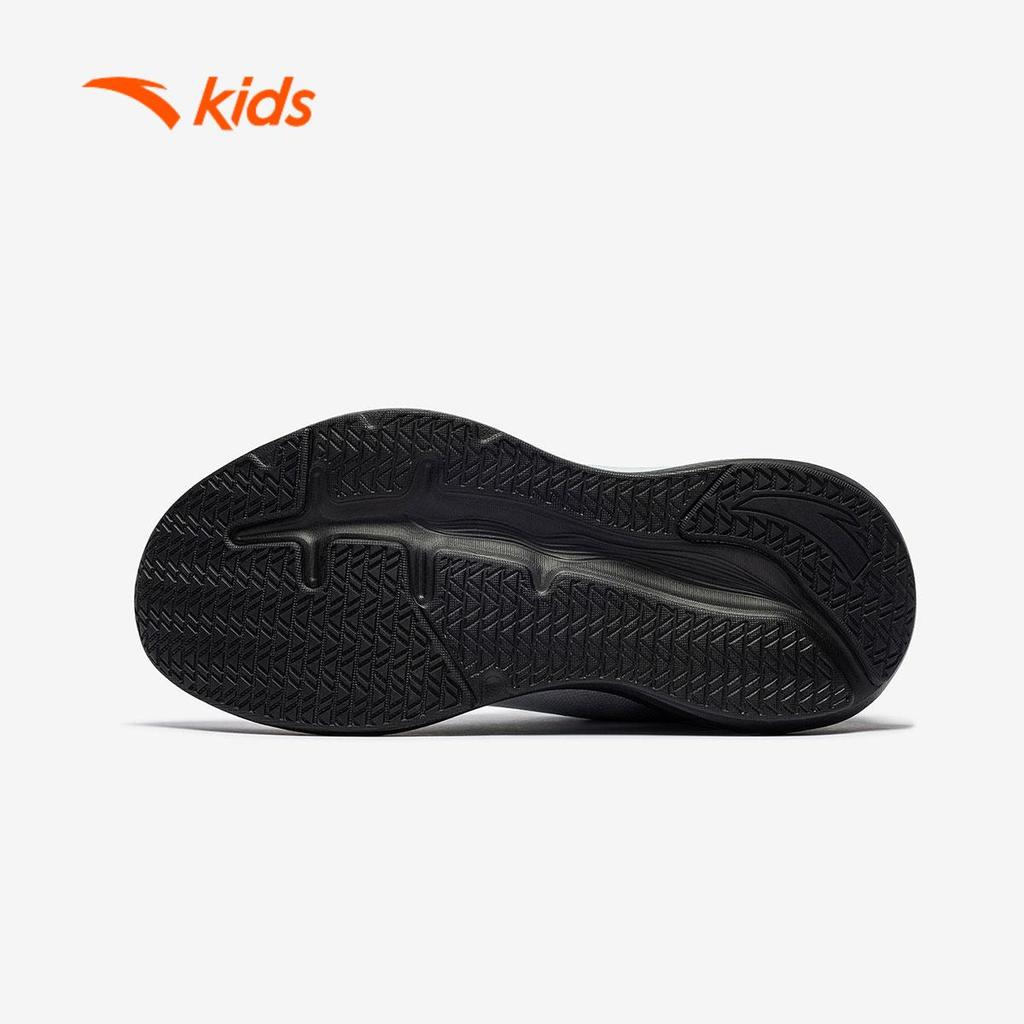 ANTA Kids Giày Chạy Thể Thao Bé Trai Êm Nhẹ Chân, Đế Giày Giảm Chấn, Khóa Xoay Tiện Lợi A126A5503