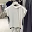 Áo thun Tencel màu be form slim dành cho streamer, chất liệu mỏng nhẹ