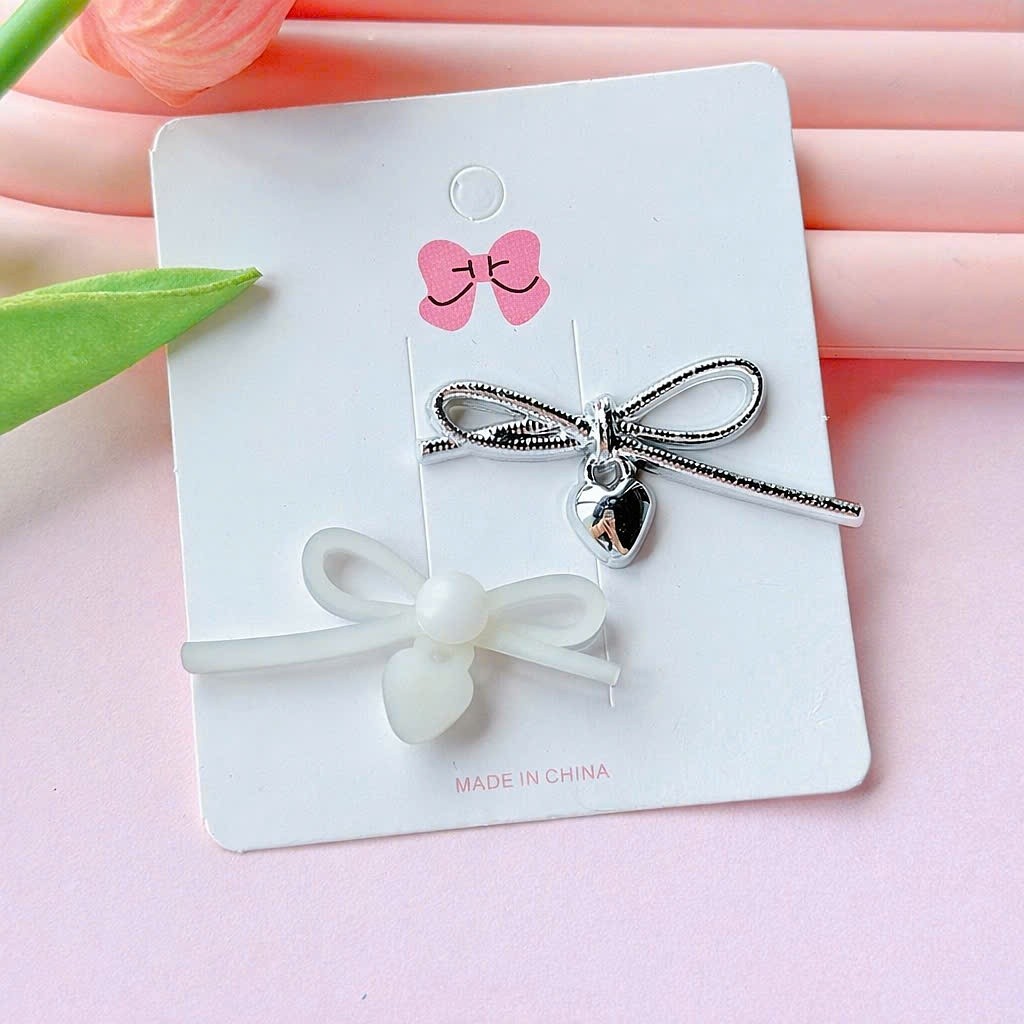 Set Charm Kitty Chân Đúc Đính Đá Cao Cấp – Phong Cách Sang Chảnh Tiểu Thư Lấp Lánh Trang Trí Dép Xinh Nổi Bật Cực Cuốn