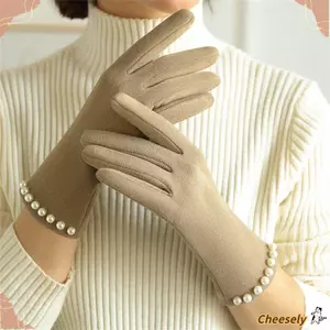 Găng tay ấm áp CHEESELY làm từ nhung mỏng, chống gió và lạnh, dùng tốt với màn hình cảm ứng, phù hợp cho mùa thu đông.
