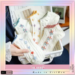 Set 5 đôi tất vớ nữ cổ ngắn mẫu tổng hợp, chất liệu mềm mại êm chân, mềm mỏng thoáng mát