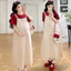 Bộ đồ bà bầu mùa hè gồm váy dây và áo thun cotton thoải mái