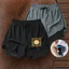 Quầnshort thể thao retro, phù hợp cho hoạt động ngoài trời như đi xe đạp, quần vợt và bóng rổ. Thiết kế hai mảnh, khô nhanh, nhẹ và đa năng.