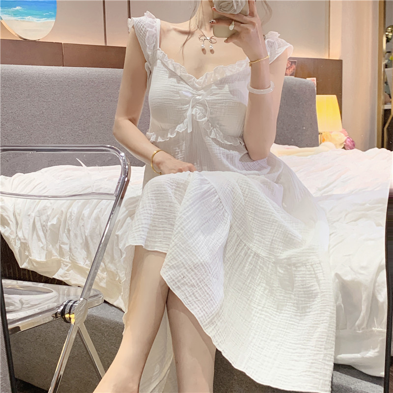 Ins Ngọt Ngào Nguyên Chất Desire Phong Cách Với Miếng Lót Ngực Sling Váy Ngủ Nữ 2025 Bộ Đồ Ngủ Homewear