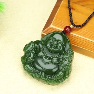 Mặt dây chuyền đá tự nhiên phong cách dân tộc với hình tượng Maitreya mới lạ