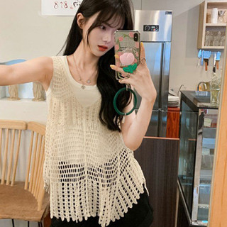 Nova-Áo 3 lỗ, áo ren biển dệt kim kiểu dáng cách điệu trẻ trung cá tính màu kem trắng Thời Trang Cho Nữ