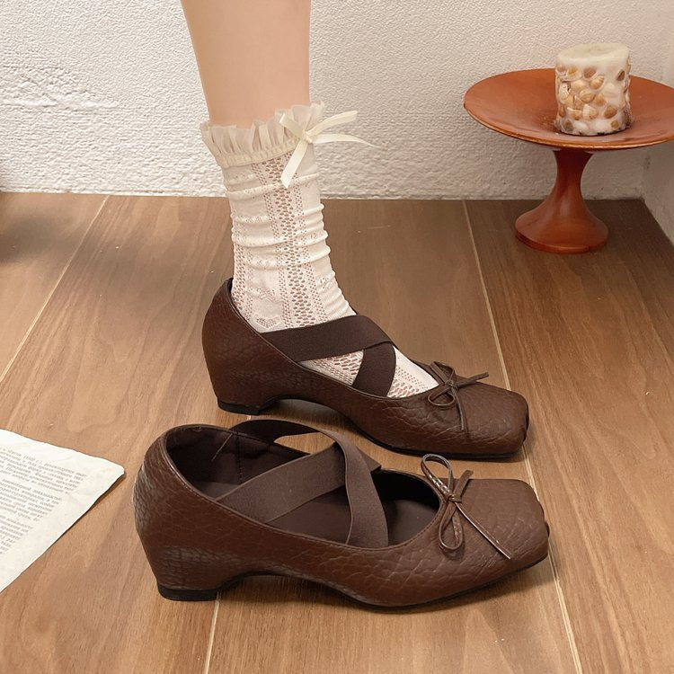 Mùa Xuân Mùa Hè Phong Cách Mới Pháp Retro Mũi Vuông Giày Ba Lê PU Thời Trang Nơ Đeo Chéo Thoải Mái Mặc Bên Ngoài Chống Trơn Trượt Chống Mài Mòn Mary Jane Giày Nhà Máy Giá Bán Buôn
