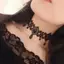 Choker Gothic nữ với pha lê và ren mềm mại, dây xích cổ gợi cảm cho Halloween