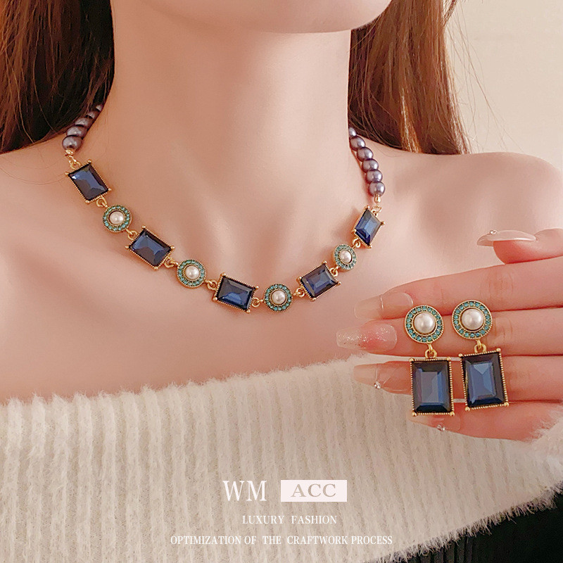 Bộ kim cương đen cổ điển Vòng cổ nữ vuông Zircon