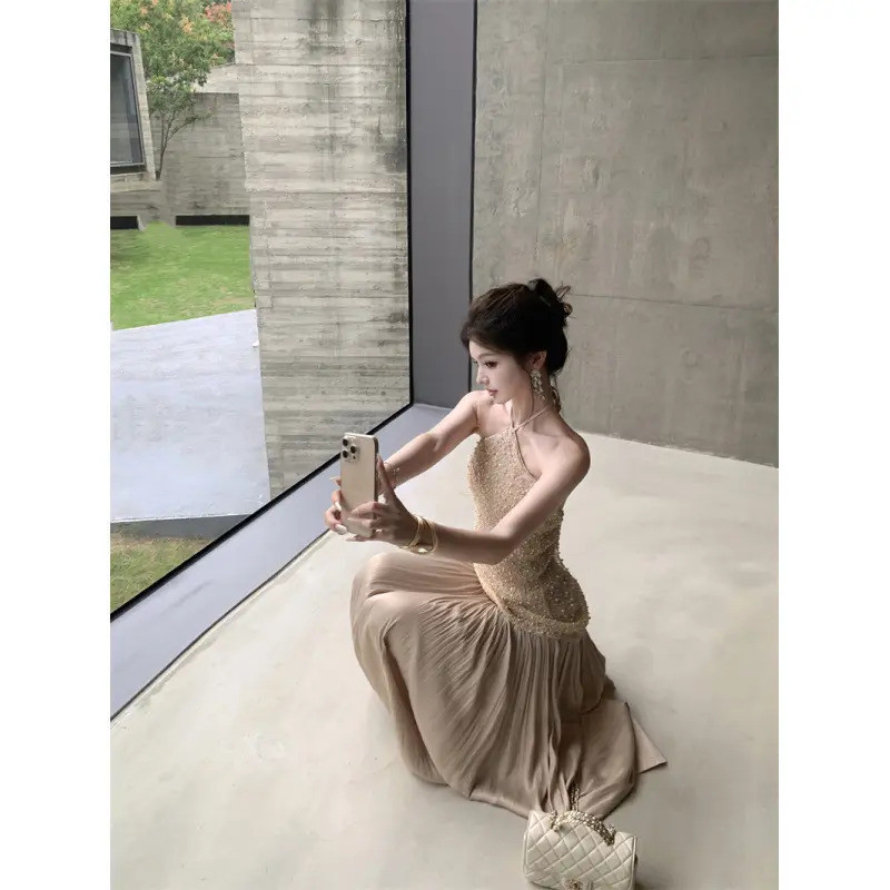 Váy nữ Pháp chất liệu ren satin cao cấp - Chính hãng và sẵn sàng giao hàng