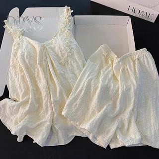Bộ đồ ngủ dáng rộng có đệm ngực, thoải mái cho mùa hè