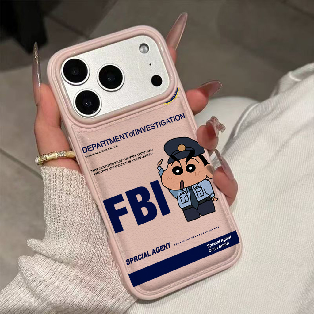 Ốp lưng Shin-chan Cảnh Sát FBI Đen Dễ Thương Chống Sốc Da Gai Thời Trang Cấp iPhone 17/16/15/14/13/12/11/X/XS Max Pro Ma